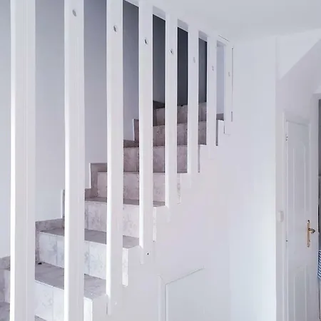 Cozy Maisonette In Σπίτι διακοπών *