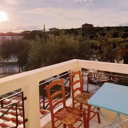 Cozy Maisonette In Σπίτι διακοπών