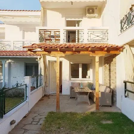 Cozy Maisonette In
